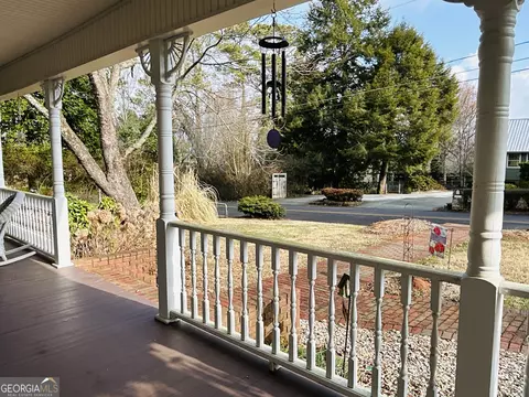 Exterior - 391 Yonah St, Cornelia, GA 30531 photo 6 of 24