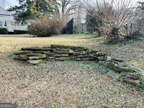 Exterior - 391 Yonah St, Cornelia, GA 30531 photo 15 of 24