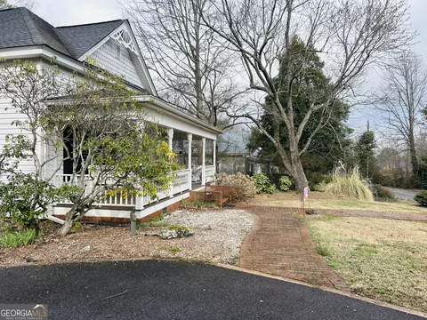 Exterior - 391 Yonah St, Cornelia, GA 30531 photo 4 of 24