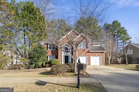 1028 Deer Hollow Dr, Woodstock, GA 30189