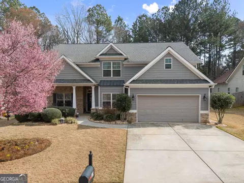 221 Spinner Dr, Jefferson, GA 30549