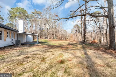 Exterior - 587 Forest Ln, Colbert, GA 30628 photo 14 of 21