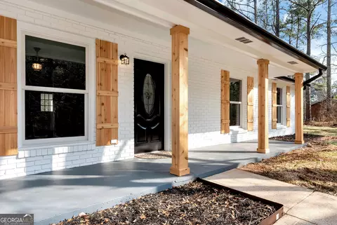 Exterior - 587 Forest Ln, Colbert, GA 30628 photo 5 of 21