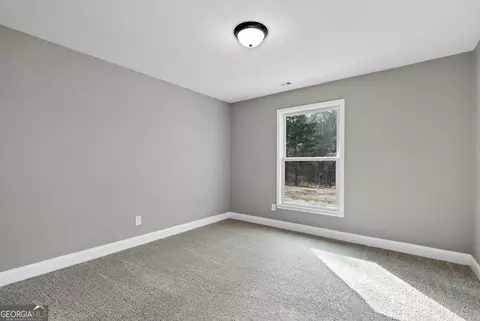Bedroom - 587 Forest Ln, Colbert, GA 30628 photo 3 of 4