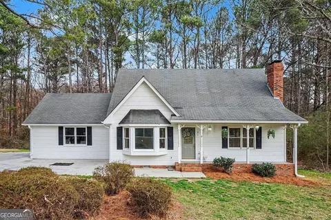 3855 Laurel Falls Dr, Snellville, GA 30039