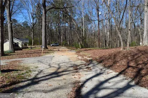 5425 Davis Dr, Austell, GA 30106 photo 4