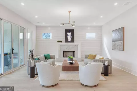 Living - 2991 Surrey Ln, Chamblee, GA 30341 photo 2 of 4