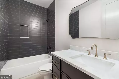 Bath - 2991 Surrey Ln, Chamblee, GA 30341 photo 8 of 8