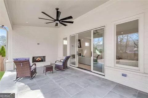 Exterior - 2991 Surrey Ln, Chamblee, GA 30341 photo 5 of 7