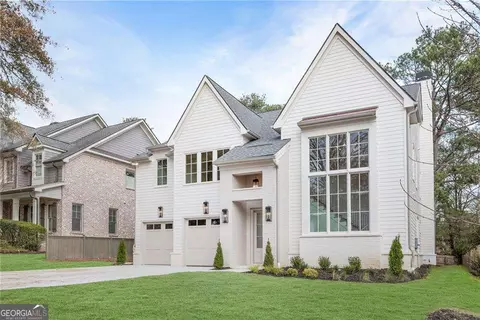 Exterior - 2991 Surrey Ln, Chamblee, GA 30341 photo 3 of 7