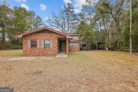 412 S Willow St, Jesup, GA 31546