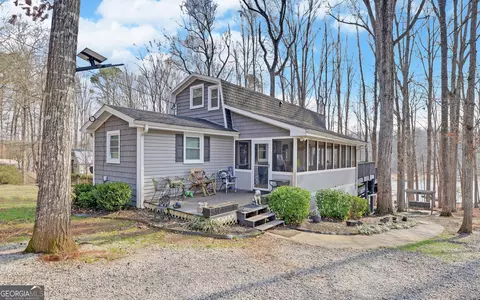 708 Knottywood Dr, Lavonia, GA 30553