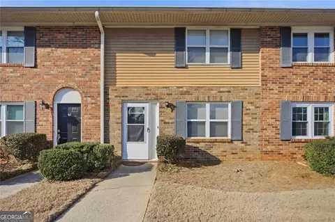 57 Northdale Pl, Lawrenceville, GA 30046