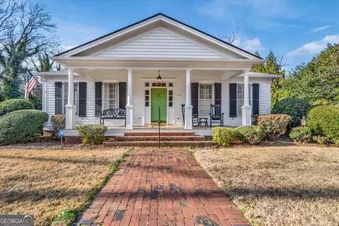 661 E Walton St, Madison, GA 30650