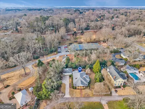 View/Area - 661 E Walton St, Madison, GA 30650 photo 2 of 5