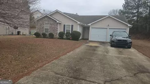 652 Rayella Dr, Stockbridge, GA 30281