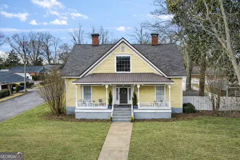 67 Clark St, Newnan, GA 30263