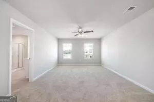 Entry Way - 511 Alder Lane Ct, Griffin, GA 30223 photo 3 of 10