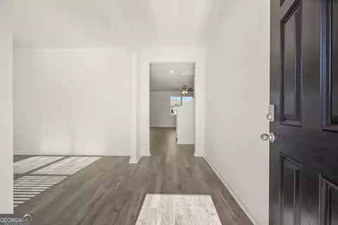 Entry Way - 511 Alder Lane Ct, Griffin, GA 30223 photo 1 of 10