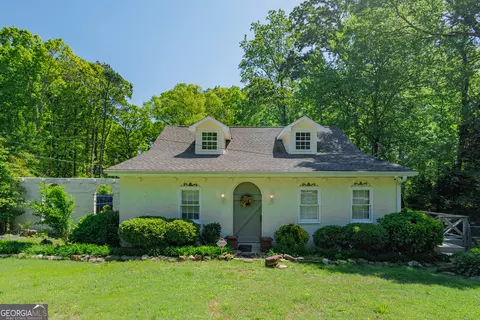 3970 Pine Hill Dr, Douglasville, GA 30135