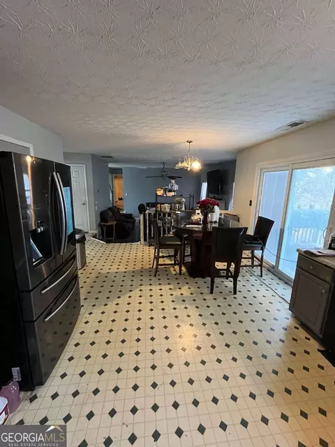 526 Canady Ct, Hampton, GA 30228 photo 3