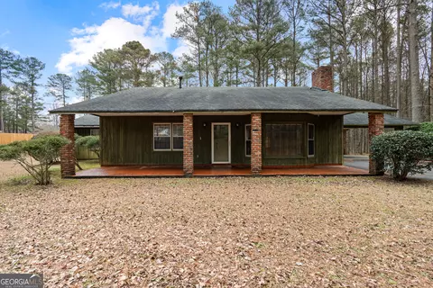 447 Adams Rd, Fayetteville, GA 30214