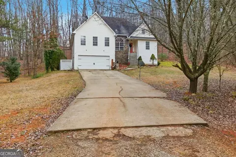 158 Ridge Ln, Lula, GA 30554