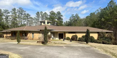 3073 Demooney Rd, College Park, GA 30349
