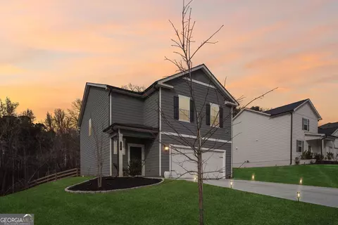 8647 Paradise Dr, Douglasville, GA 30134