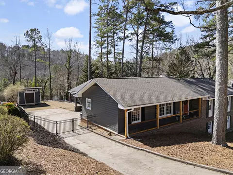 Exterior - 20 Riverview Rd SE, Rome, GA 30161 photo 4 of 9