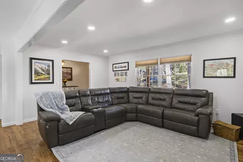 Living - 20 Riverview Rd SE, Rome, GA 30161 photo 1 of 1