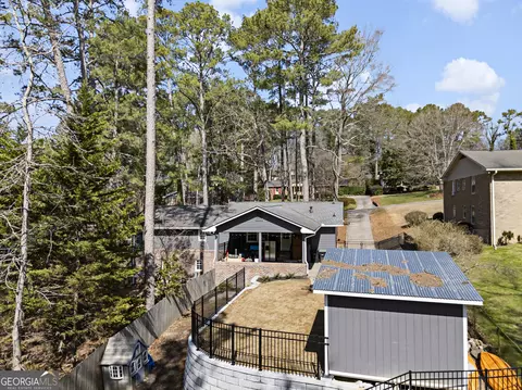 Exterior - 20 Riverview Rd SE, Rome, GA 30161 photo 5 of 9
