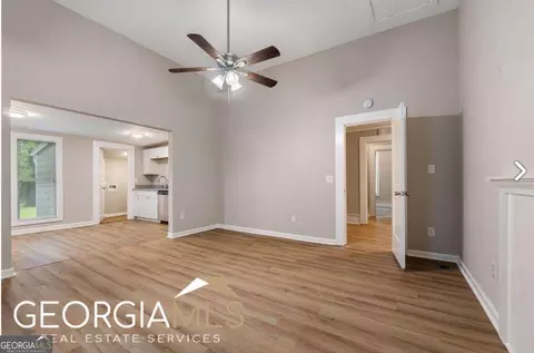 Living - 13 Derrick St, Hampton, GA 30228 photo 1 of 2