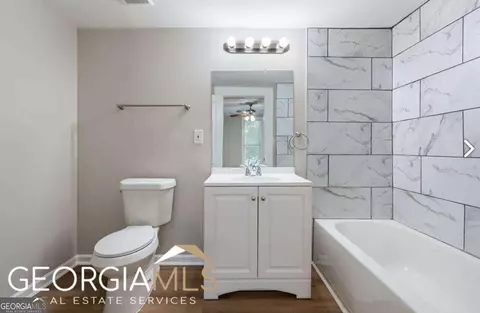 Bath - 13 Derrick St, Hampton, GA 30228 photo 2 of 2