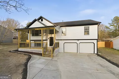 3363 Old Oaks Rd, Buford, GA 30519