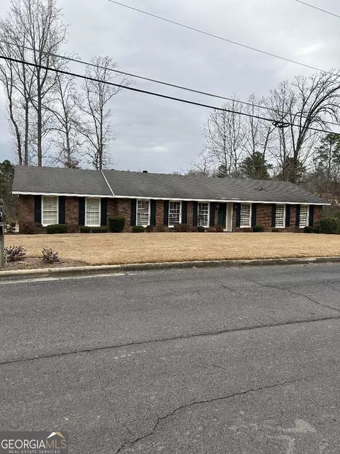 112 Thornwood Dr SW, Rome, GA 30165