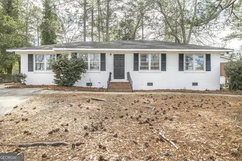 4158 Log Cabin Dr, Macon, GA 31204