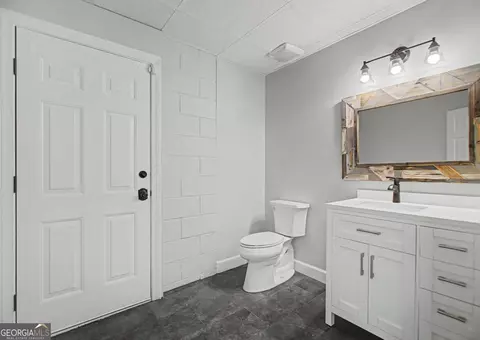 Bath - 1445 Hillside Dr, Grayson, GA 30017 photo 14 of 14