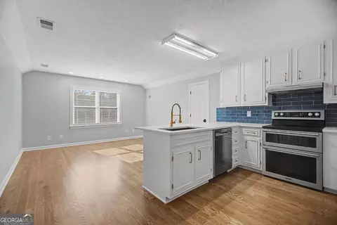 Kitchen - 1445 Hillside Dr, Grayson, GA 30017 photo 7 of 7