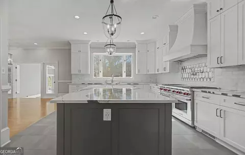 Kitchen - 1445 Hillside Dr, Grayson, GA 30017 photo 3 of 7