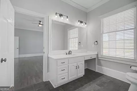 Bath - 1445 Hillside Dr, Grayson, GA 30017 photo 6 of 14