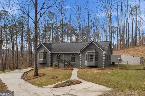 412 Oak Hills Dr, Dallas, GA 30132