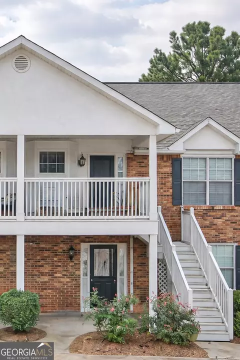 16 Intown Pl, Fayetteville, GA 30214