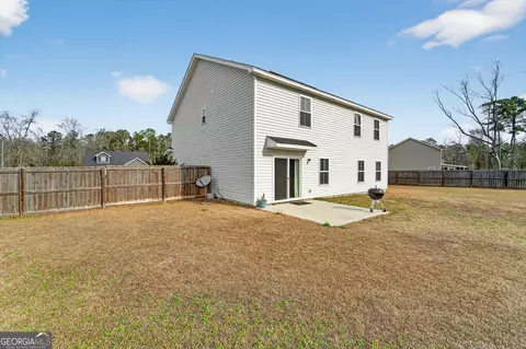 Exterior - 618 Bledsoe Dr, Guyton, GA 31312 photo 4 of 7