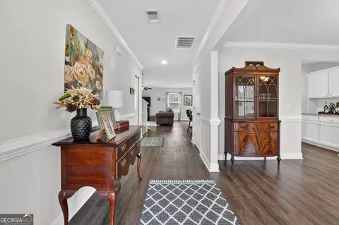 Entry Way - 618 Bledsoe Dr, Guyton, GA 31312 photo 7 of 11