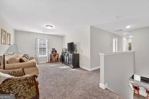 Entry Way - 618 Bledsoe Dr, Guyton, GA 31312 photo 8 of 11