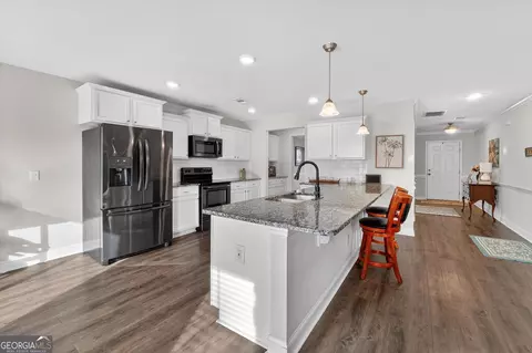 Kitchen - 618 Bledsoe Dr, Guyton, GA 31312 photo 1 of 4
