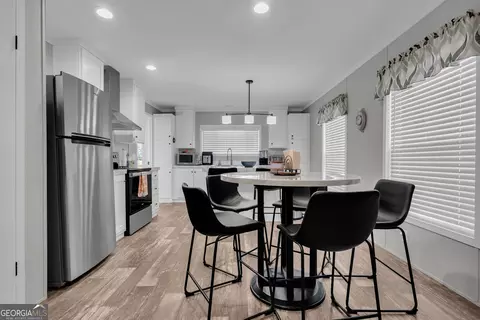Dining - 102 Meadowlark Ln, Toccoa, GA 30577 photo 1 of 1