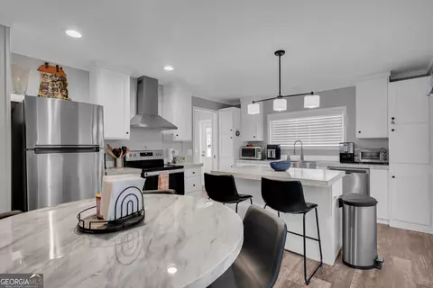 Kitchen - 102 Meadowlark Ln, Toccoa, GA 30577 photo 1 of 3