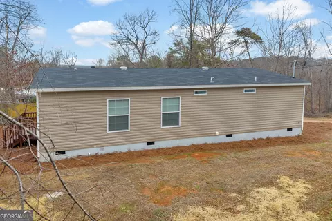 Exterior - 102 Meadowlark Ln, Toccoa, GA 30577 photo 2 of 3
